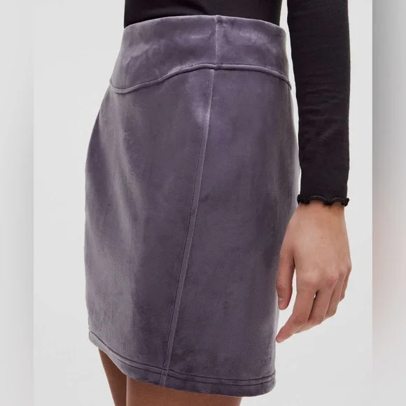Lululemon•Scuba High-Rise Mini Skirt *Velvet Plush NEW•Nightfall Purple•NWOT•XL - Picture 3 of 10